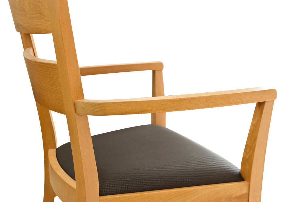 Beizton: Buche Dunkel | Bezug: Tessaro 233x4411