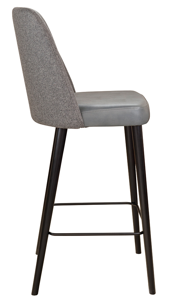 Beizton: PS01 | Bezug Sitz: A1974 | Rücken: A2082