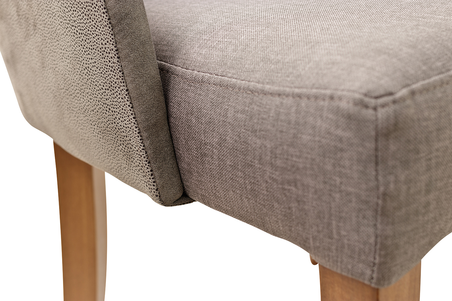 Beizton: Nussbaum hell | Bezug: A2696 + A2740 + JQM402